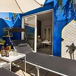 Lantana Studio With Private Terrace